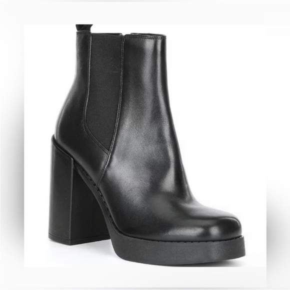 GB Gianni Bini Ah-Mazed Black Leather Platform Block Heel Booties SZ 8.5 Grunge - Picture 1 of 8